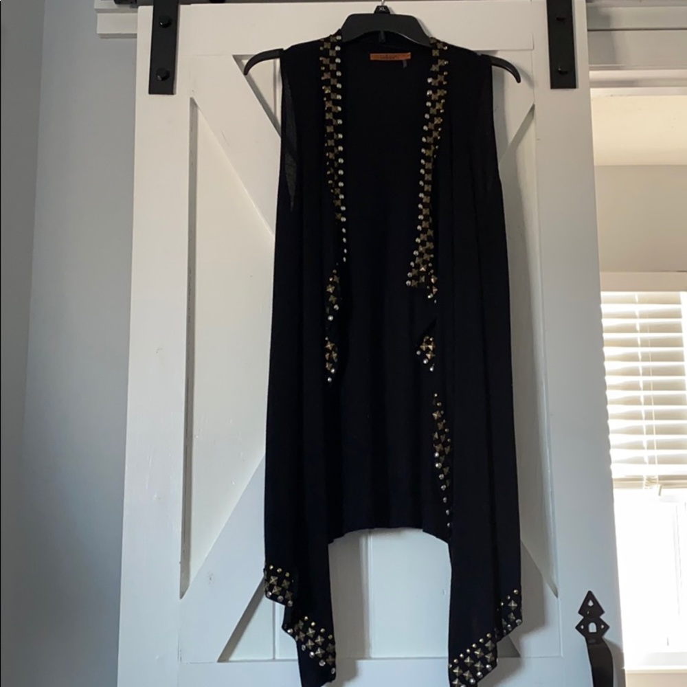 Black sleeveless sweater